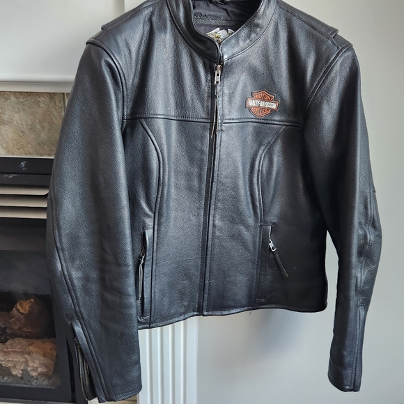 Harley Davidson LG leather riding jacket - Picture 1 of 10